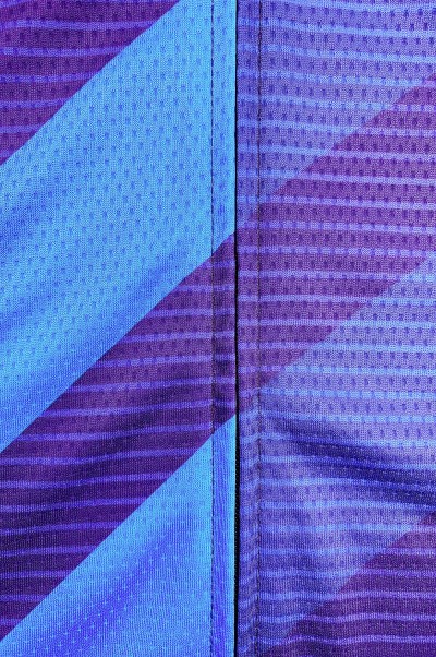 Making Long Sleeve Breathable Cycling Shirts Custom Blue Zip Style Moisture Wicking Road Cycling Shirts Cycling Shirt Shop SKCSCP007 side view